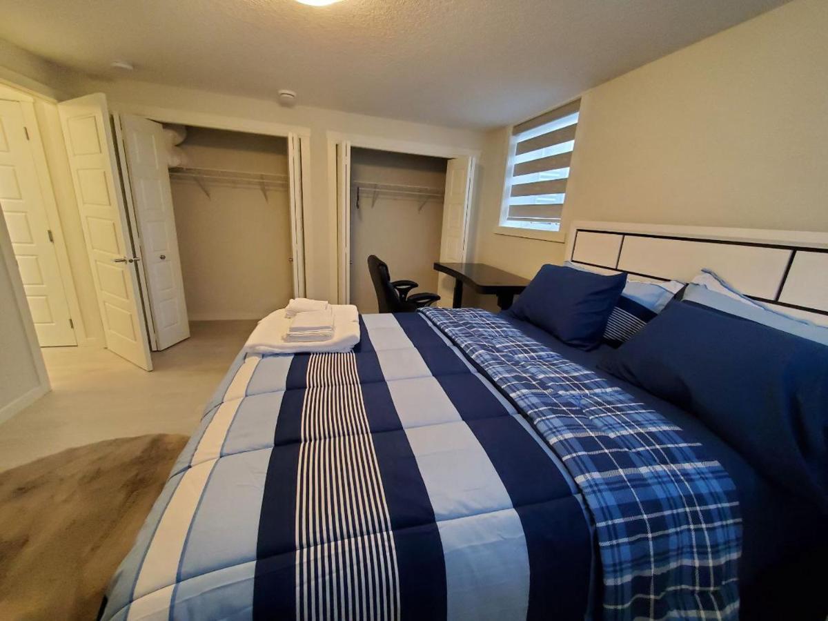 Cozy Rockland Park Unit+Parking Apartment YYC Exterior foto
